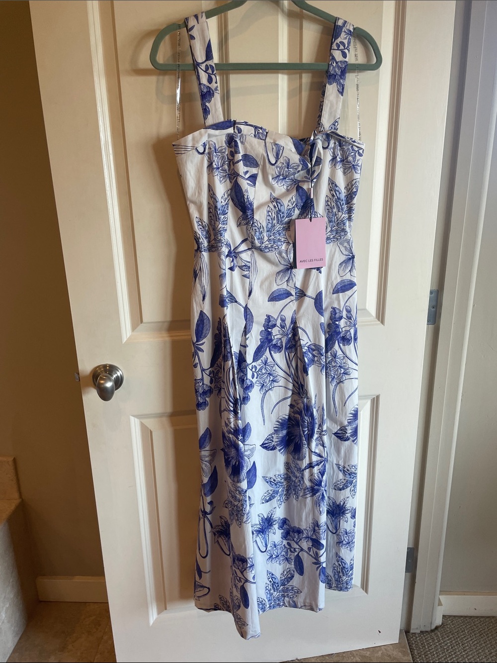 Avec Les Filles NWT White Cotton Dress with Blue Botanical Print